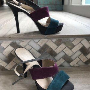 💋💋 LOOK 2 pairs  heels for $20!!! 🌹🌹